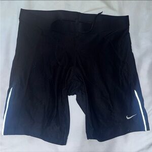 Nike Women’s Dri-Fit Tight Shorts | Size Medium